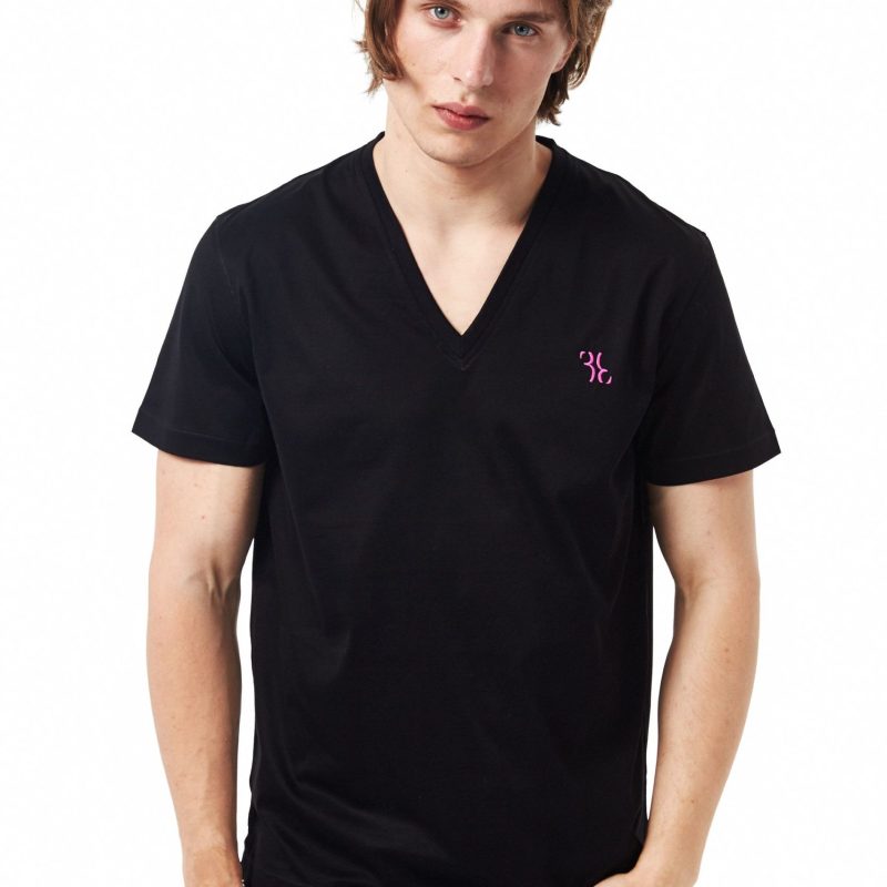 Black T-shirt