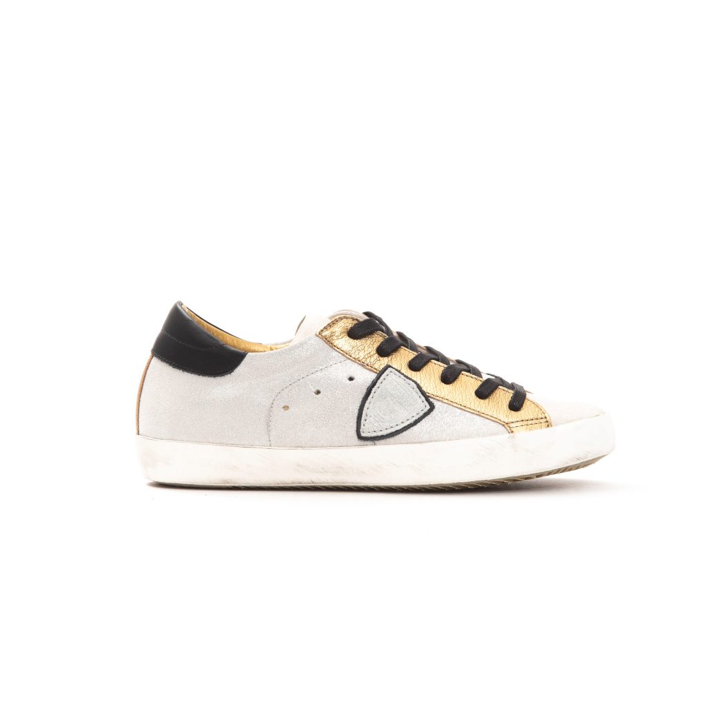 Oro Gold Sneakers